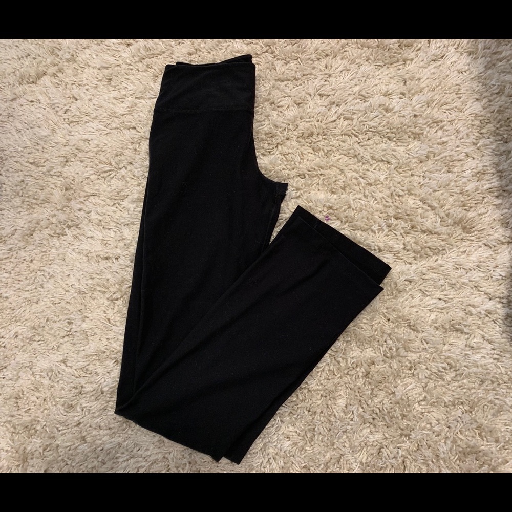Boot cut yoga pants